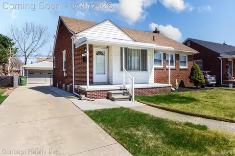 15044 Oceana Ave, Allen Park, MI 48101