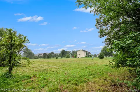 11490 Castleton Ct, Dexter, MI 48130 photo 7