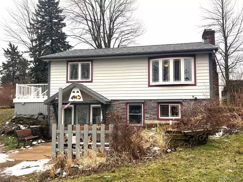 3728 E Clark Rd, Dewitt, MI 48808