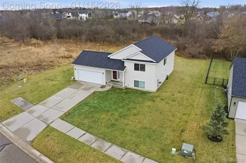 11088 Legacy Ln, Davison, MI 48423