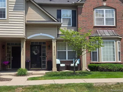 47544 Pembroke Dr, Canton, MI 48188
