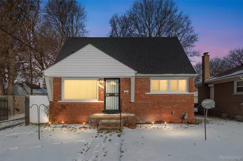 21720 Pembroke Ave, Detroit, MI 48219