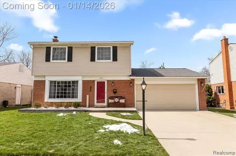 11475 Cedar Ln, Plymouth, MI 48170