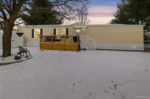 3628 Birch St, Villageofclarkstoncity_oakland, MI 48348