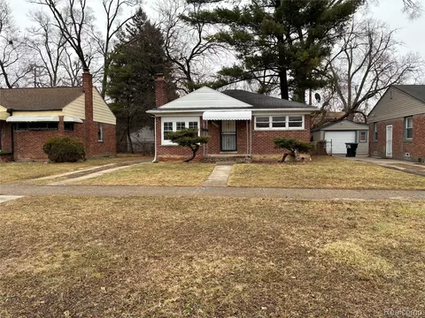 19352 Evergreen Rd, Detroit, MI 48219