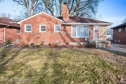 30426 Grandon St, Livonia, MI 48150