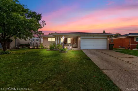 35285 Lana Ln, Sterling Heights, MI 48312