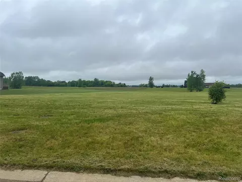 6285 Victoria Ln, Mundy, MI 48473