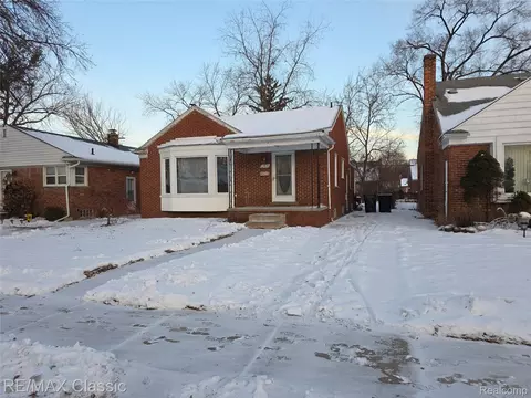 23610 Morton St, Oak Park, MI 48237