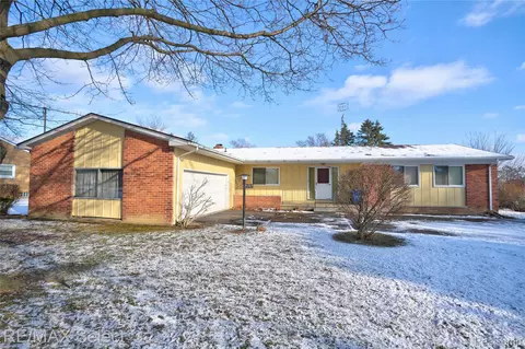 3107 Curtis Dr, Flint, MI 48507