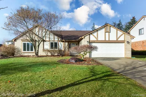 24859 White Plns, Novi, MI 48374