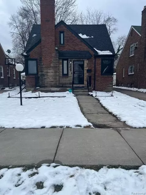 18499 Robson St, Detroit, MI 48235
