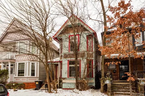 5875 4th St, Detroit, MI 48202
