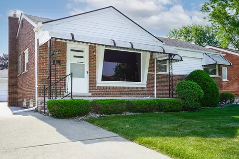 15481 Drake St, Southgate, MI 48195