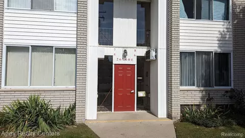 26760 Joy #E 8, Redford, MI 48239