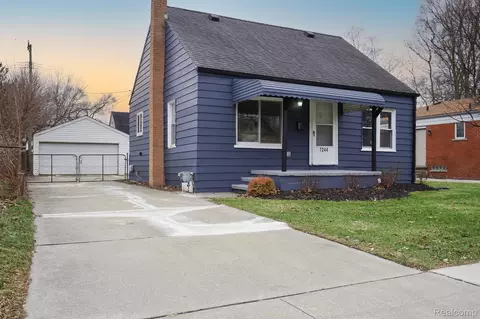 7244 Fisher Ave, Warren, MI 48091
