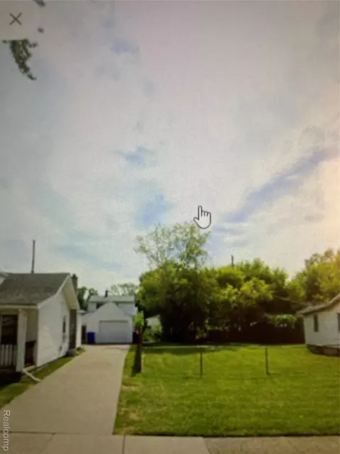6808 Studebaker Ave, Warren, MI 48091