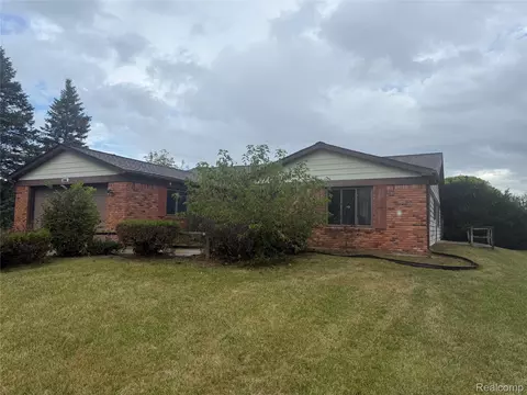 15505 Hoeft Rd, Van Buren, MI 48111