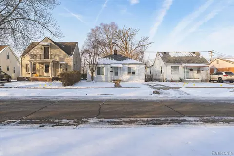 4524 Fleming St, Dearborn Heights, MI 48125