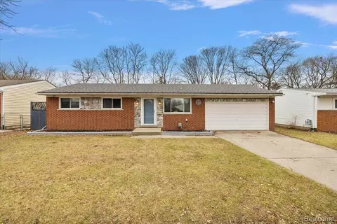 41859 Betley Dr, Sterling Heights, MI 48313