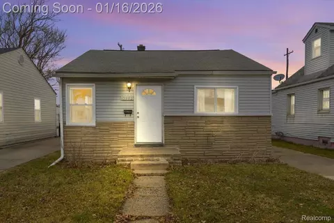 13983 Hobart Ave, Warren, MI 48089