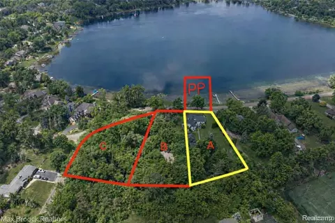 0001 Klingensmith Rd, Bloomfield Hills, MI 48302