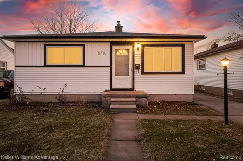 5710 Detroit St, Dearborn Heights, MI 48125