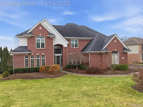 8249 Brookstone Ln, Independence, MI 48348