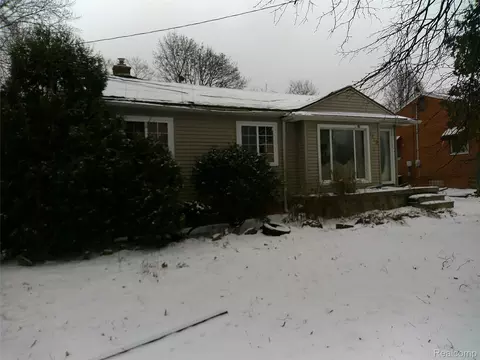 3710 Kellar Ave, Flint, MI 48504