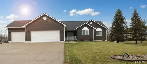 4456 Point Charities Ave, Caseville, MI 48755