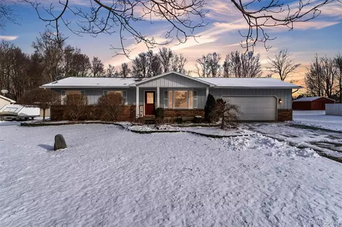 166 Crooked Limb Dr, Lapeer, MI 48446