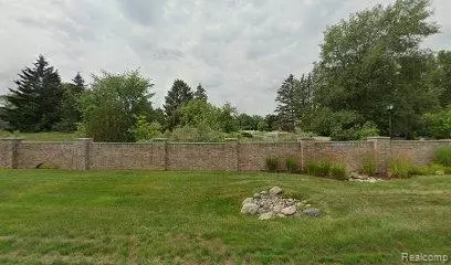 6335 Park Lake Rd, Bath, MI 48808 photo 2