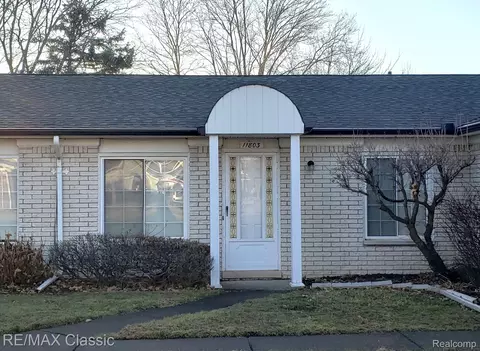 11803 Meadow Lane Dr #71, Warren, MI 48093
