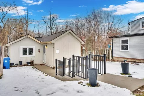2883 Sunderland, Waterford, MI 48329