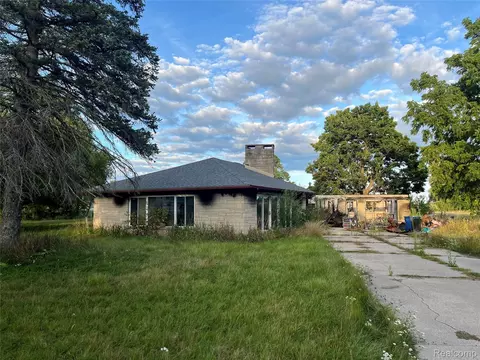 111 South St, Turner, MI 48765