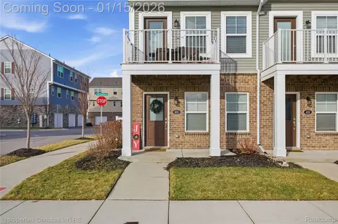 401 Jeff Keeton Dr, Hazel Park, MI 48030