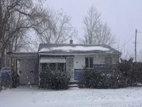 4306 Berger Dr, Flint, MI 48504