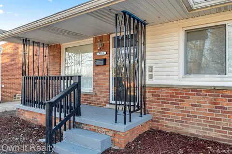 9183 Fenton Ave, Redford, MI 48239