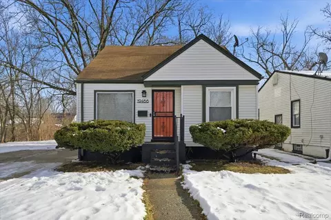 19466 Oakfield St, Detroit, MI 48235