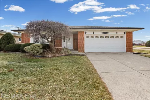 13430 Dominic Dr, Warren, MI 48088