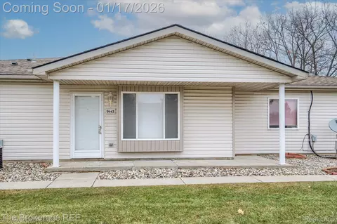 9443 Forestview Cir, Mundy, MI 48439