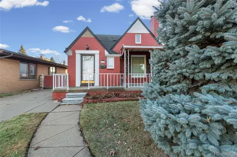 12833 Ward St, Southgate, MI 48195
