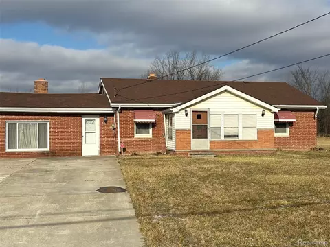 30605 25 Mile Rd, New Baltimore, MI 48051