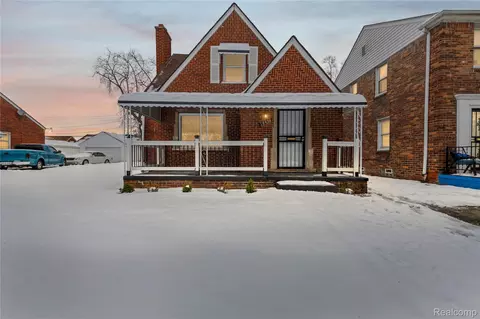 18438 Mendota St, Detroit, MI 48221