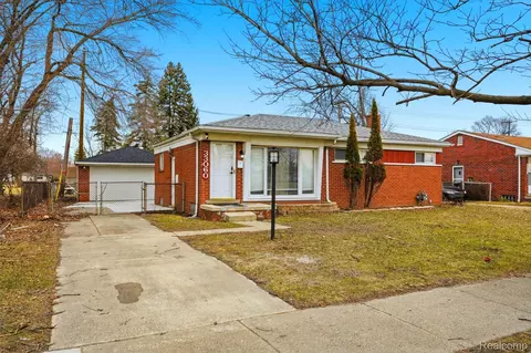 33060 Cherry Hill Rd, Garden City, MI 48135