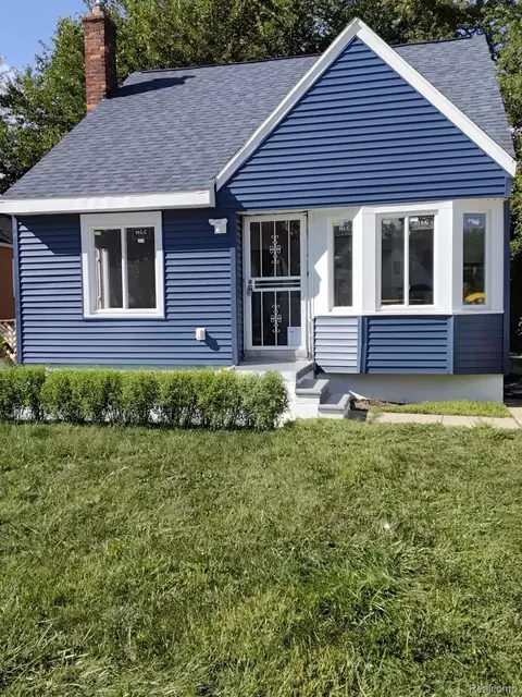 16291 Fairmount Dr, Detroit, MI 48205