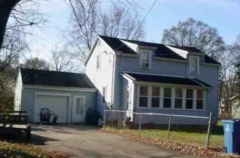 657 Marie Ave, Battle Creek, MI 49037