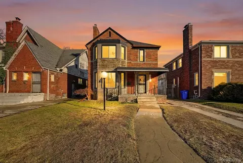 17584 Cherrylawn St, Detroit, MI 48221