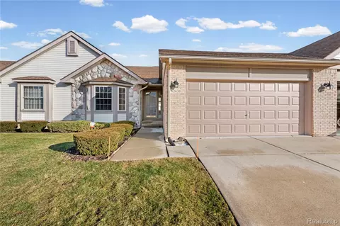 42430 Park Ridge Way, Clinton Township, MI 48038