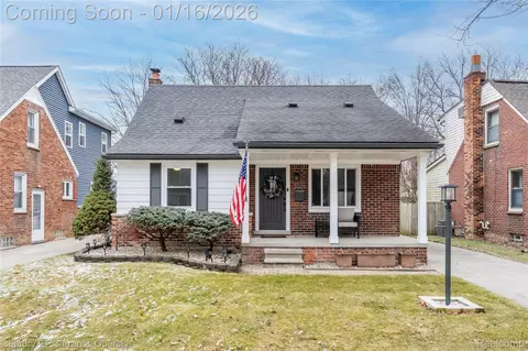 3026 N Vermont Ave, Royal Oak, MI 48073